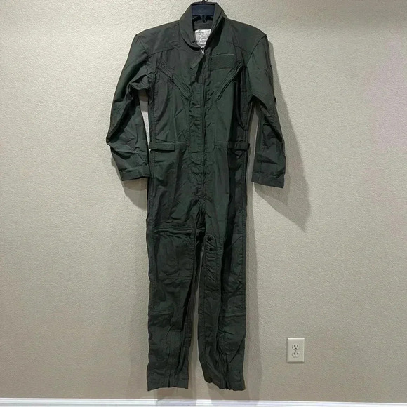 Military Coveralls Flyers Summer Fire Resistant Green 36R Gibraltar Industries - Picture 1 of 16